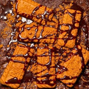 Biscoff traybake brownie