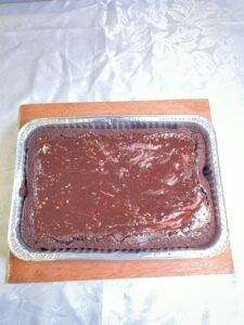 Chocolate chip traybake brownie